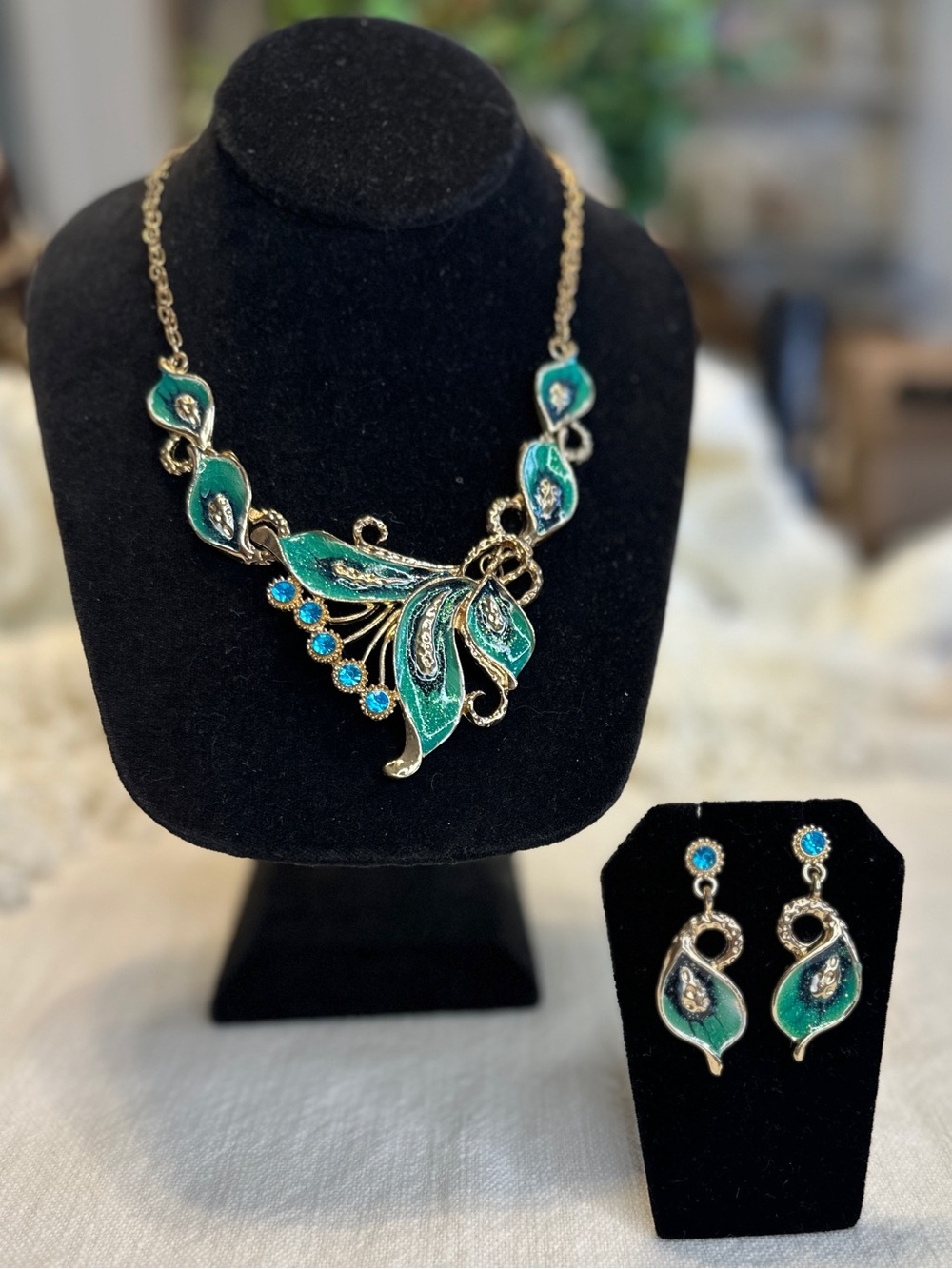 Vtg Betsy Johnson statement necklace w earrings teal blue clear rhinestones